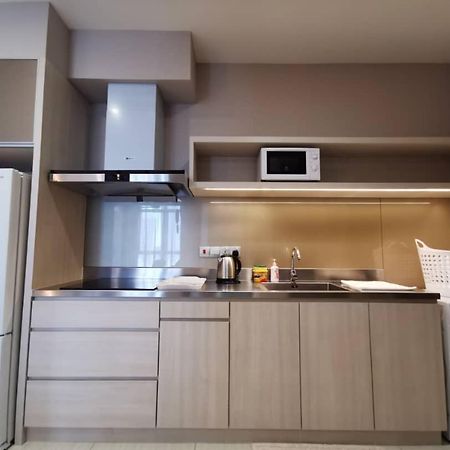 Ferienwohnung Shaftsbury Putrajaya At Alamanda Mall Exterior foto
