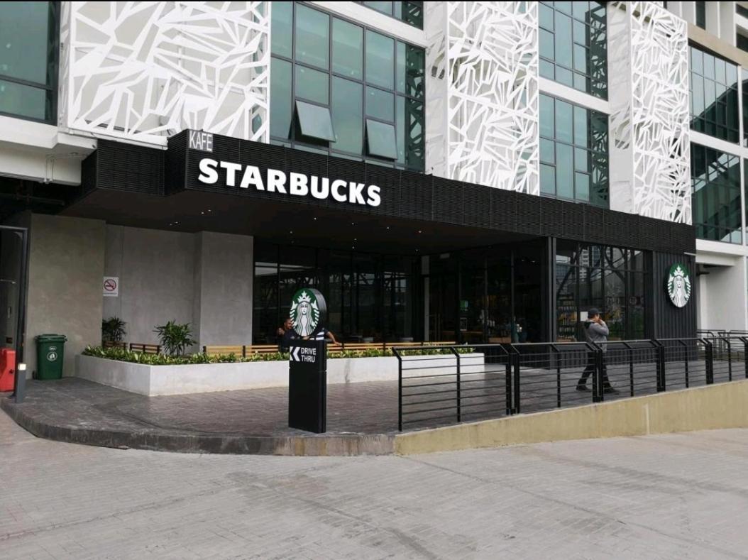 Ferienwohnung Shaftsbury Putrajaya At Alamanda Mall Exterior foto